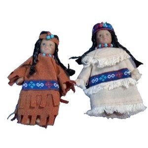 Mini‎ Porcelain and Fabric Native American Girl Dolls Set of 2 (2b3)